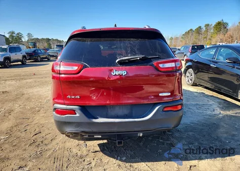 2015 Jeep Cherokee Latitude z USA, uszkodzony, nr VIN 1C4PJMCB8FW734200